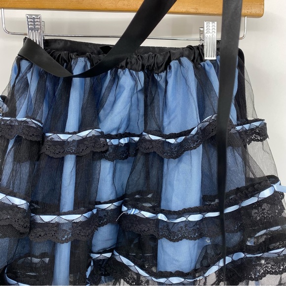 Dolls Kill Widow Clair De Lune Satin & Lace Mini Skirt XXS - Picture 5 of 10